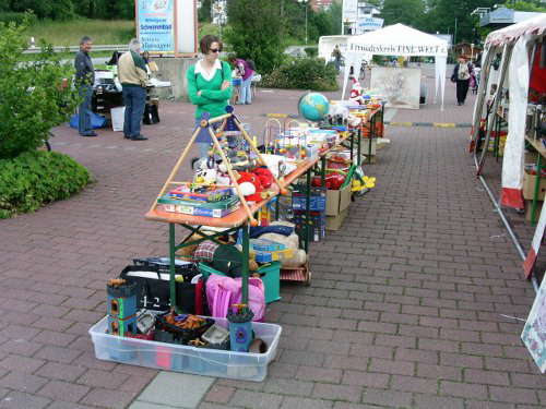 Aktionen 2010 Flohmarkt